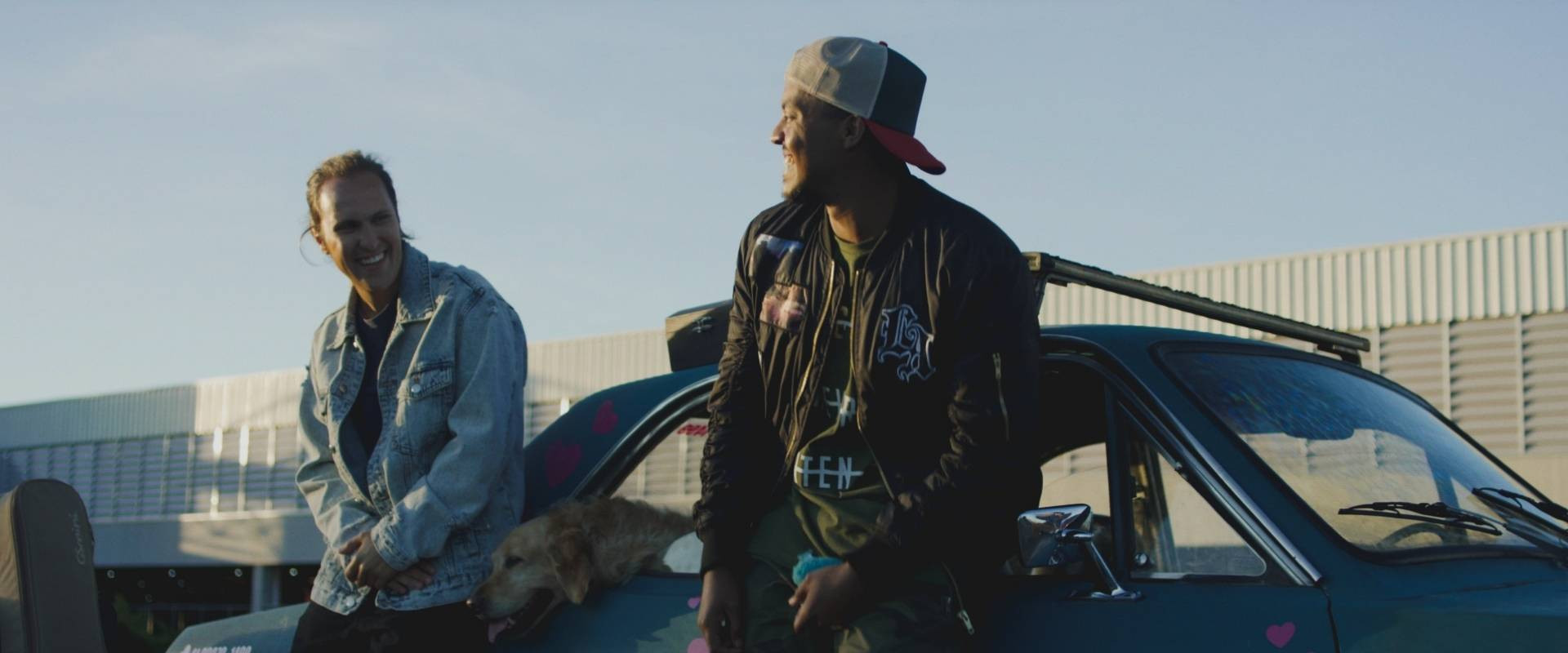 Scene from the film Coração de Neon 25