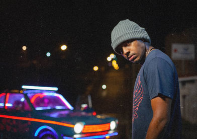 Scene from the film Coração de Neon 44