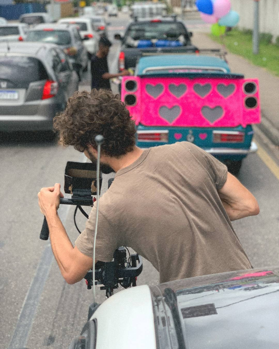 Production photo of Coração de Neon 18