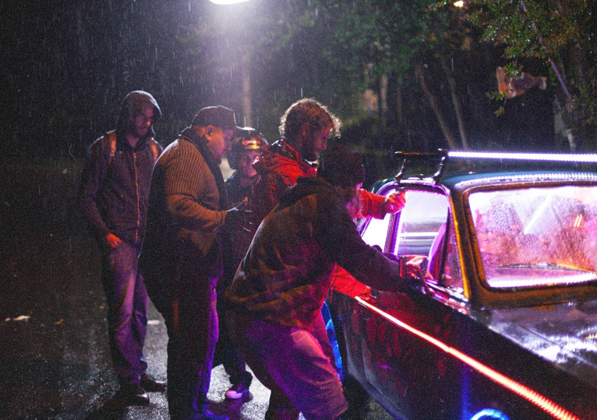 Production photo of Coração de Neon 14