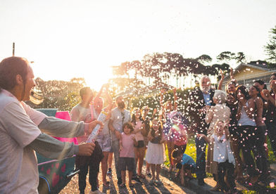 Cena do filme Coração de Neon 28