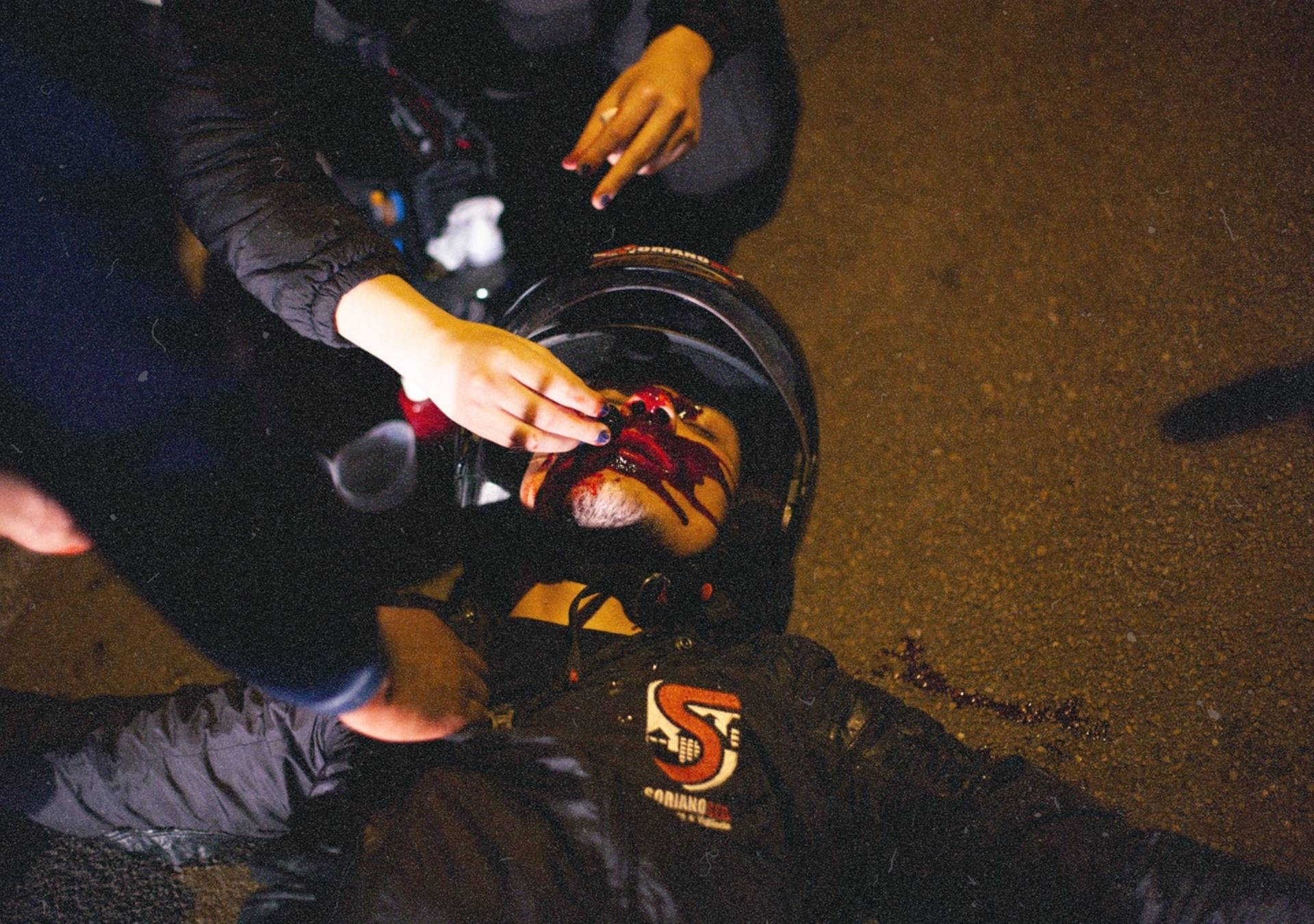 Production photo of Coração de Neon 22