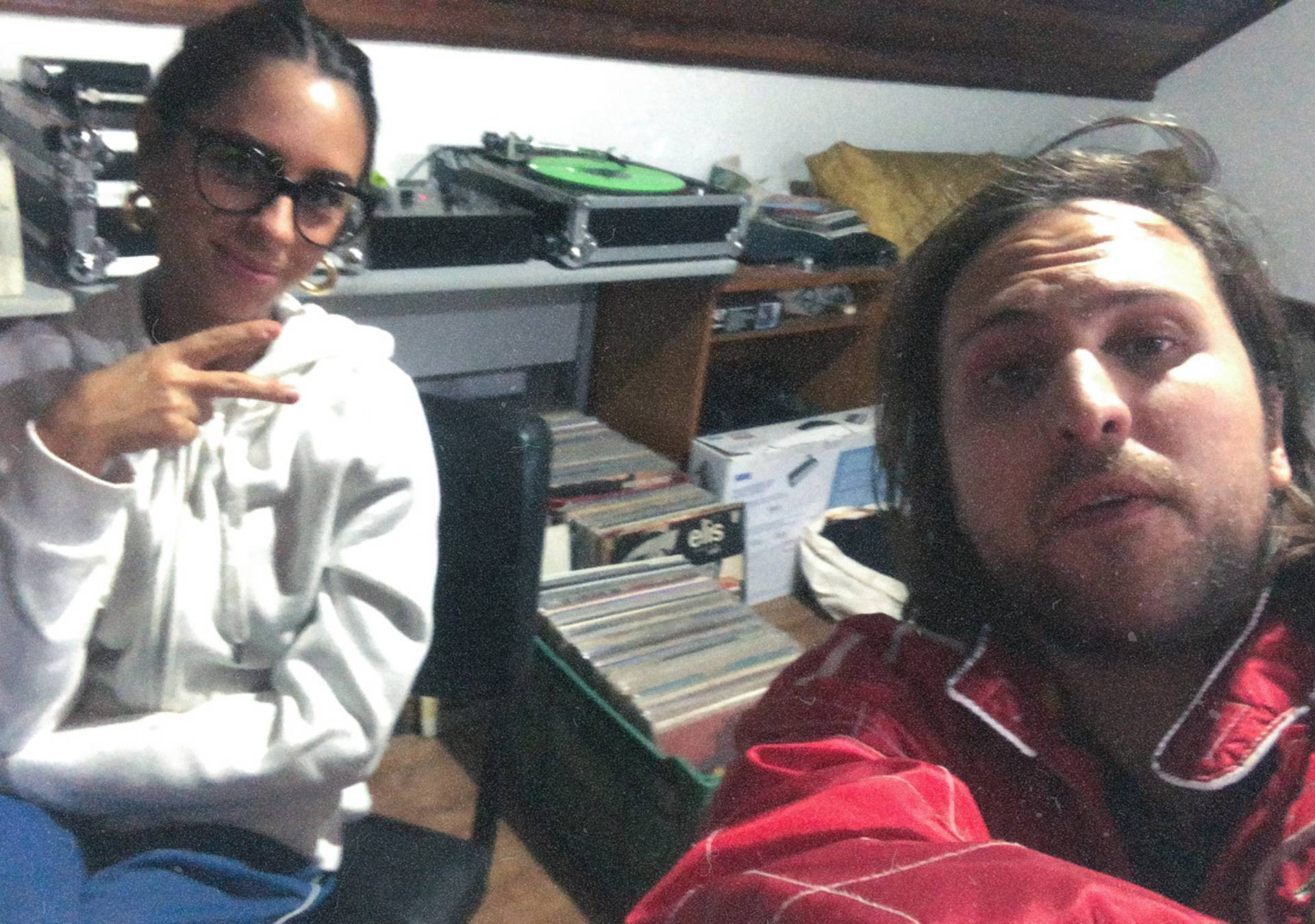 Foto de la posproducción de Coração de Neon 6