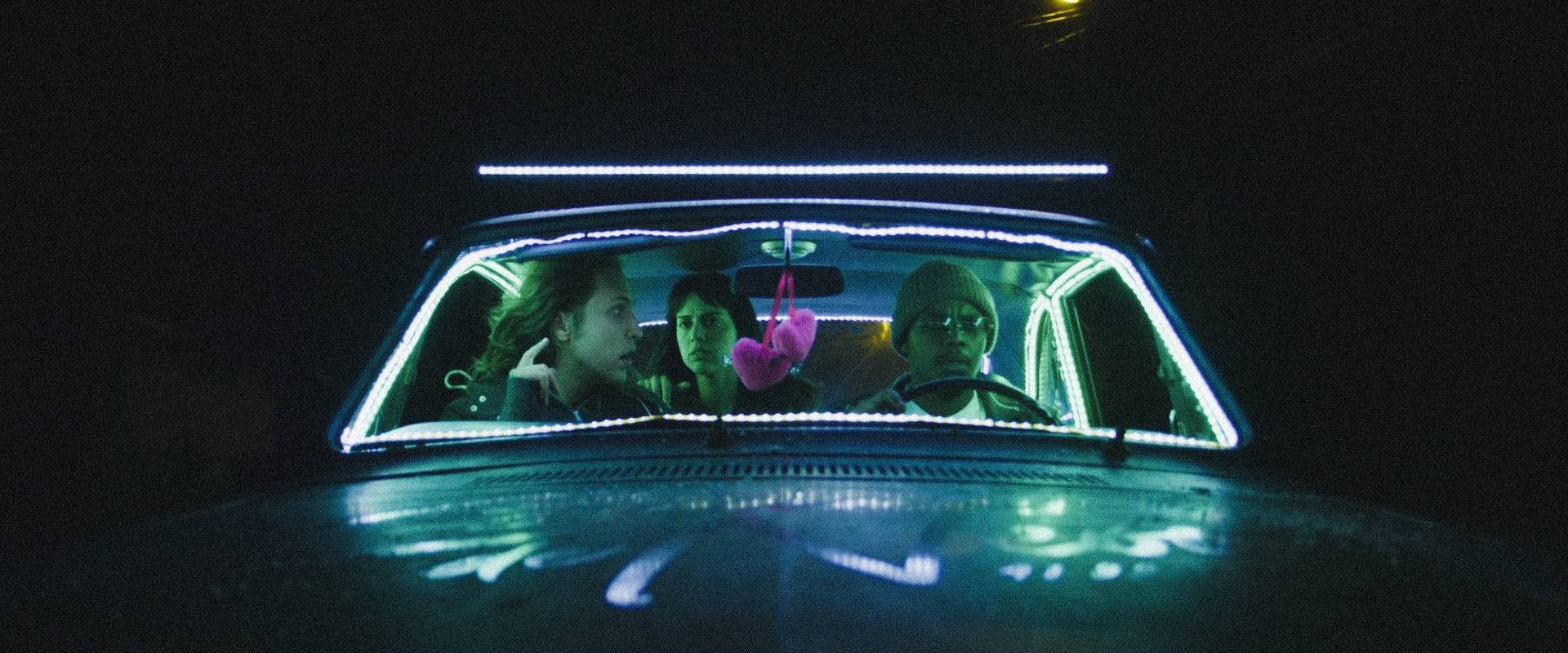 Escena de la película Coração de Neon 4